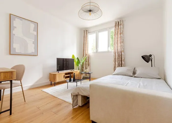 Le Paul - Gare - Calme - Jardin *